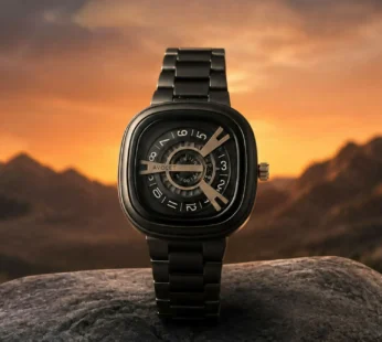 Black Metal Strap Square Analog Watch – Elegant & Bold Accessory