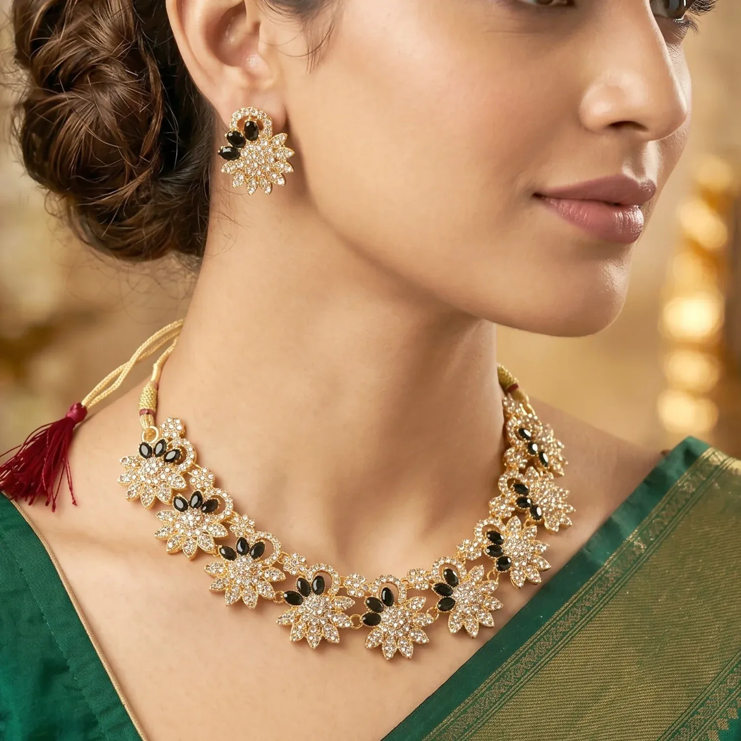 Black Stones Floral Necklace & Earrings Set – Elegant & Timeless - Detailed Feature View 4
