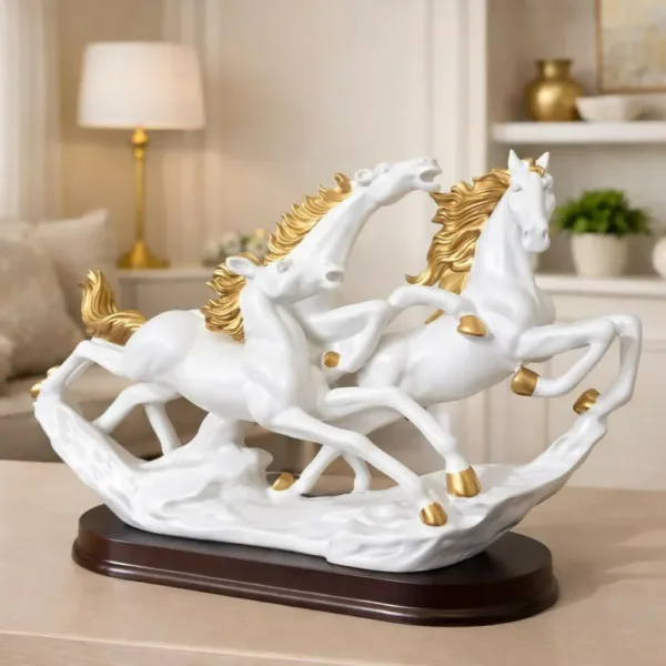 Running Horse Statue – Elegant Resin Home Decor Piece