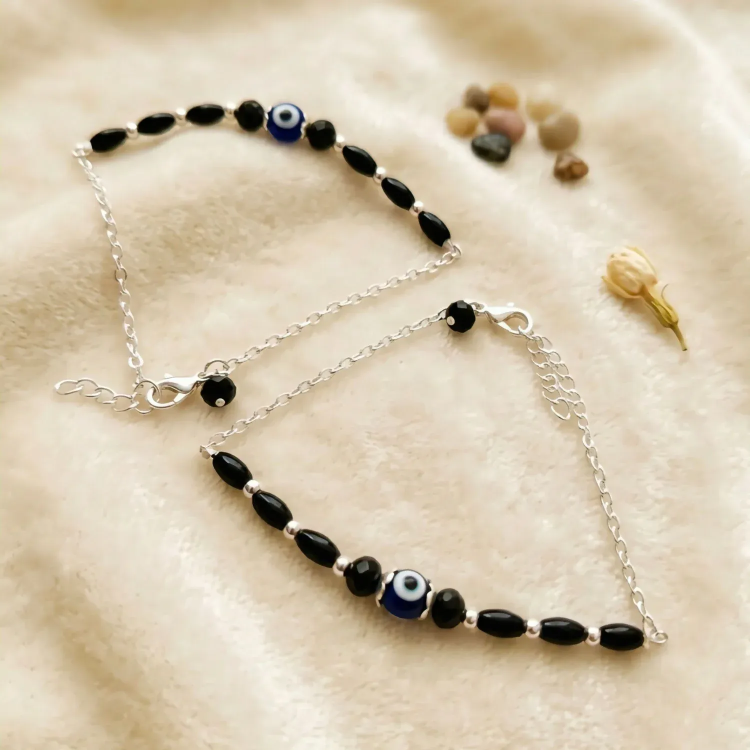 Evil Eye Anklet – Traditional Spiritual Protection Accessory - Detailed Feature View 1