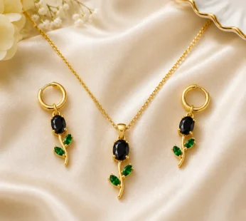 Green Stone Necklace Set – Floral Pendant with Matching Earrings