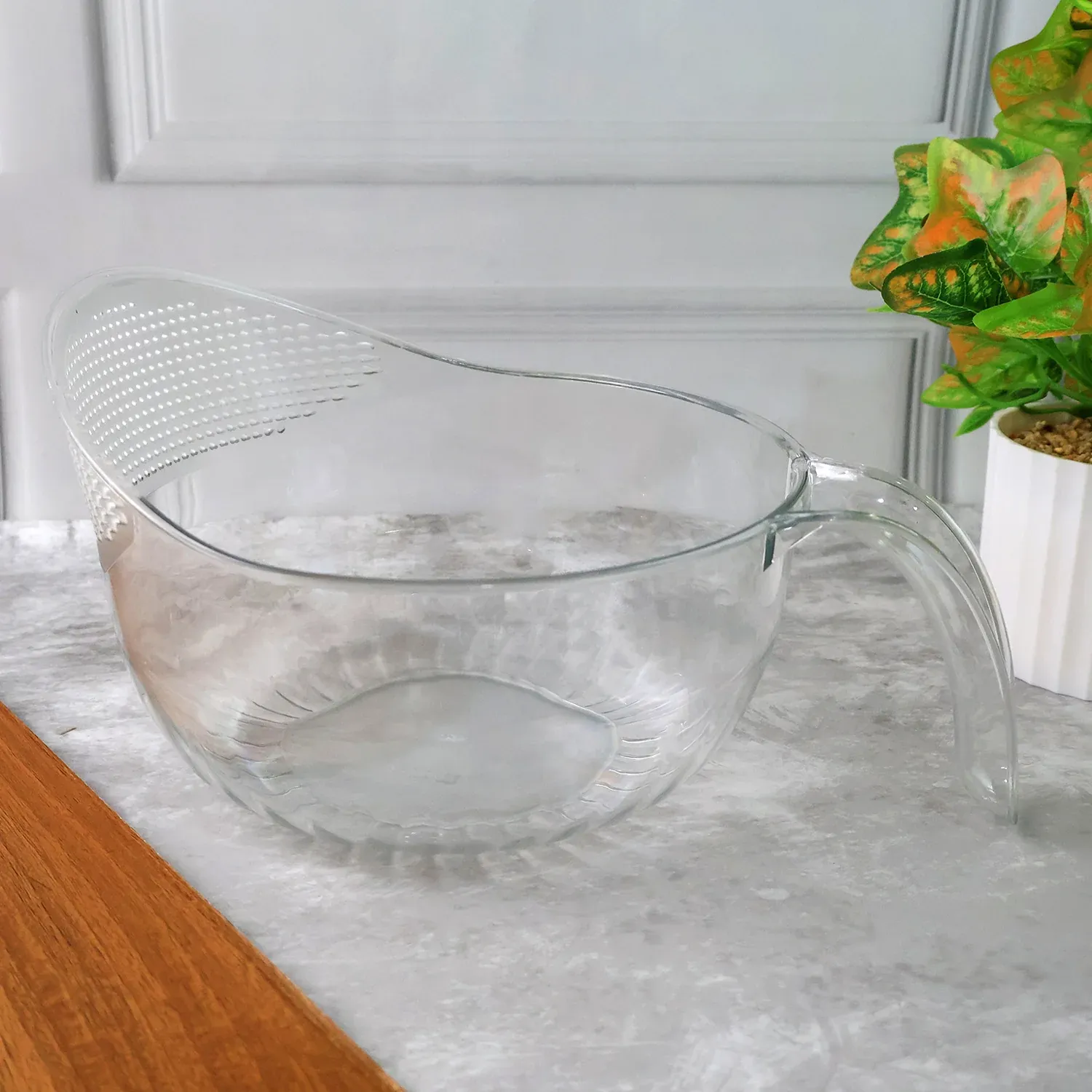 Transparent Plastic Bowl with Handle – Large Multipurpose Kitchen Basket - Detailed Feature View 6