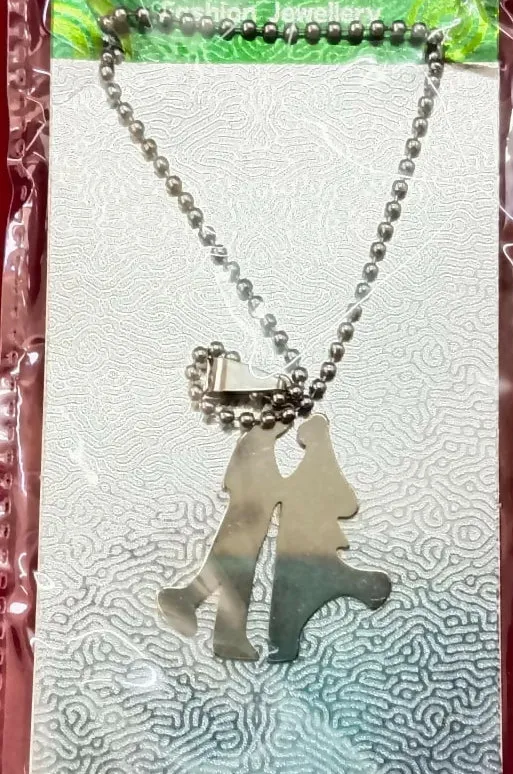 Couple Love Chain Pendant – Elegant Symbol of Partnership - Detailed Feature View 4
