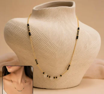 Gold Chain Black Bead Necklace – Minimal & Elegant Fashion Jewelry