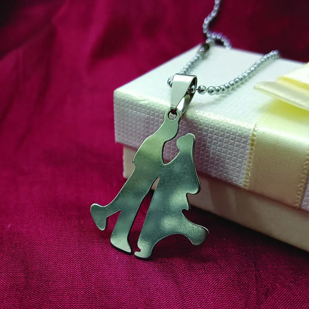 Couple Love Chain Pendant – Elegant Symbol of Partnership - Detailed Feature View 3