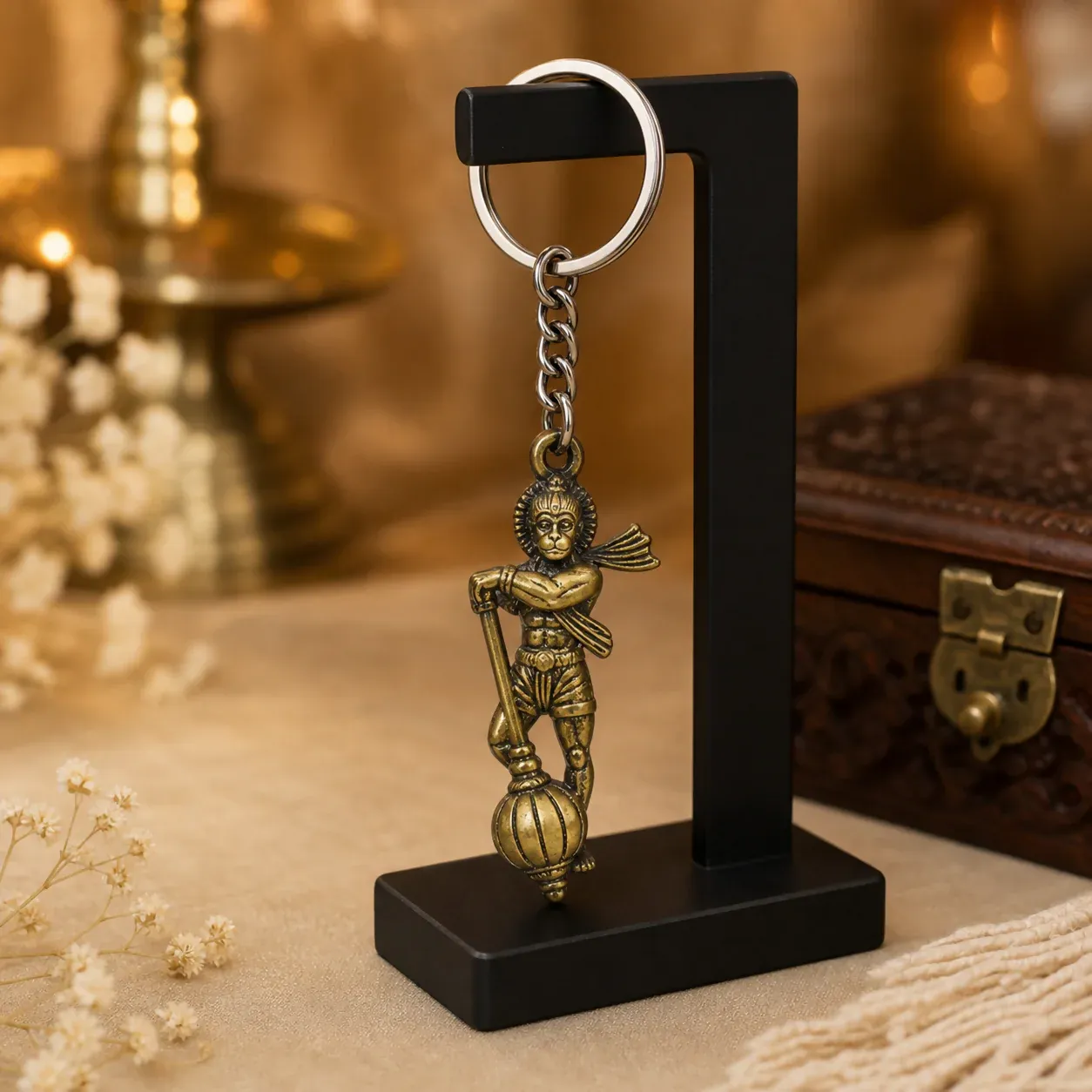 Hanuman with Gada Keychain | Strong Metal Keyring for Devotees & Gifts - Detailed Feature View 3