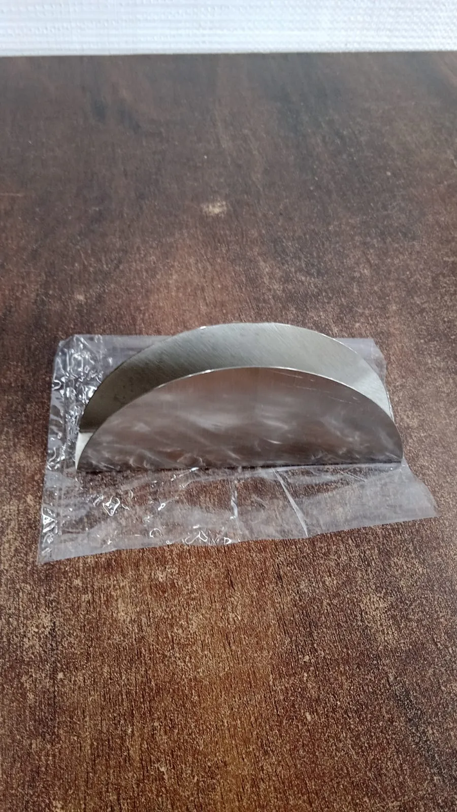 Stainless Steel Napkin Holder – Sleek Half-Moon Design - Detailed Feature View 7