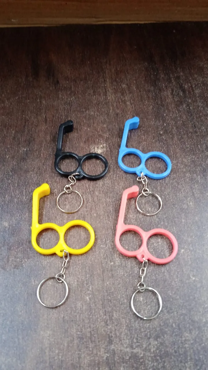 Dual-Finger Mobile Stand Keyring – Lightweight 2-in-1 Phone Holder - Detailed Feature View 6