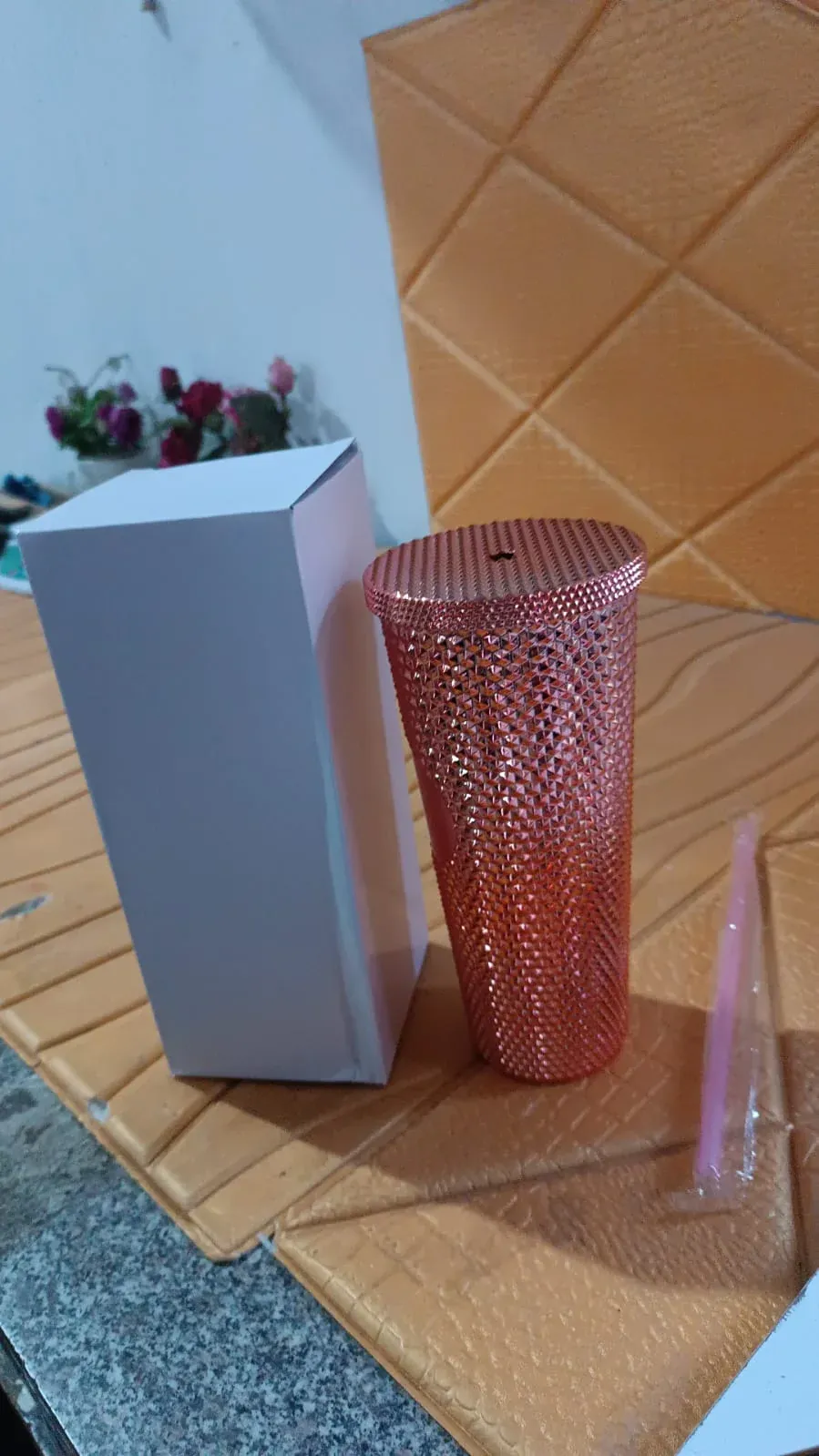 Studded Tumbler – Double Walled Cold Cup with Straw Lid - Detailed Feature View 7