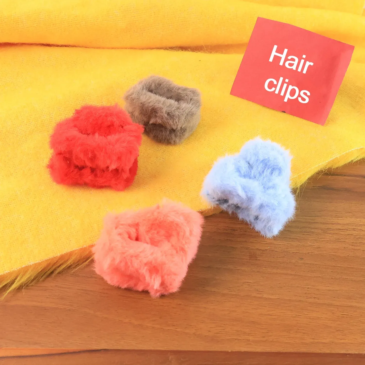 Small Hair Claw Clips – Plush Non-Slip Hair Accessories Set - Detailed Feature View 2