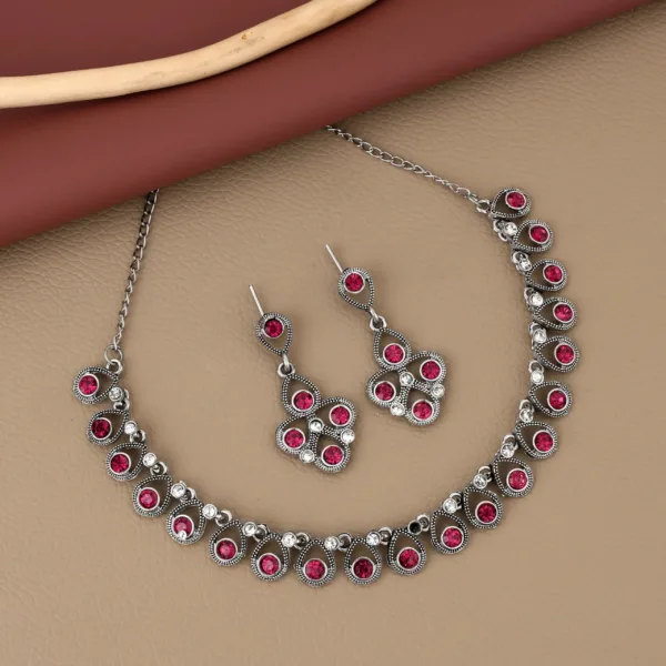 Silver-Toned Choker Set with Fuchsia Pink Stones – Elegant Vintage Style