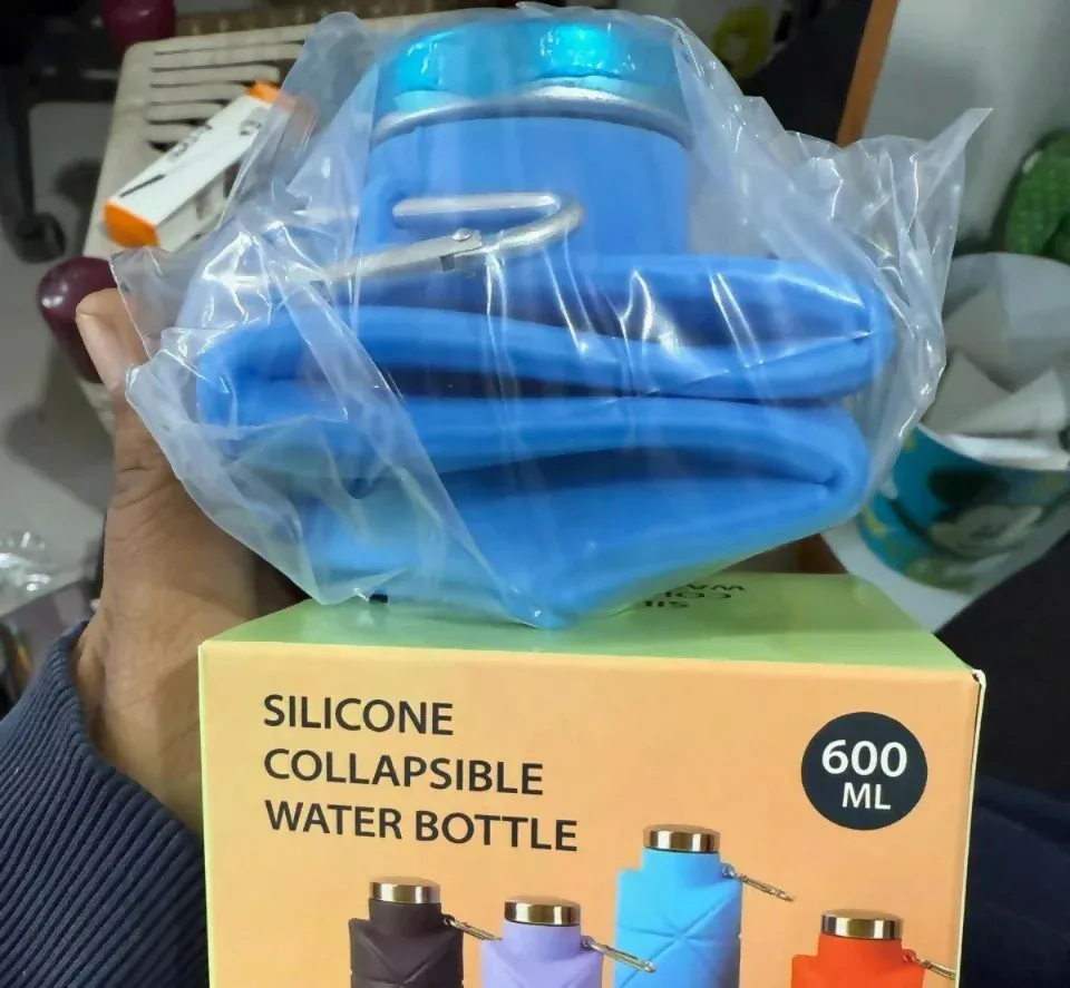 Travel-friendly Collapsible Silicone Water Bottle – Leakproof & Space-saving - Detailed Feature View 4
