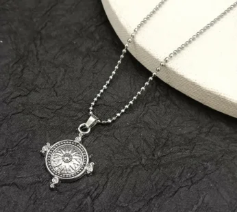 Vintage Compass Necklace – Stylish Adventure Pendant for Men