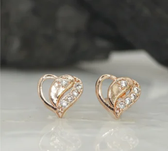 Rose Gold Heart Stud Earrings – Elegant Simulated Diamond Sparkle