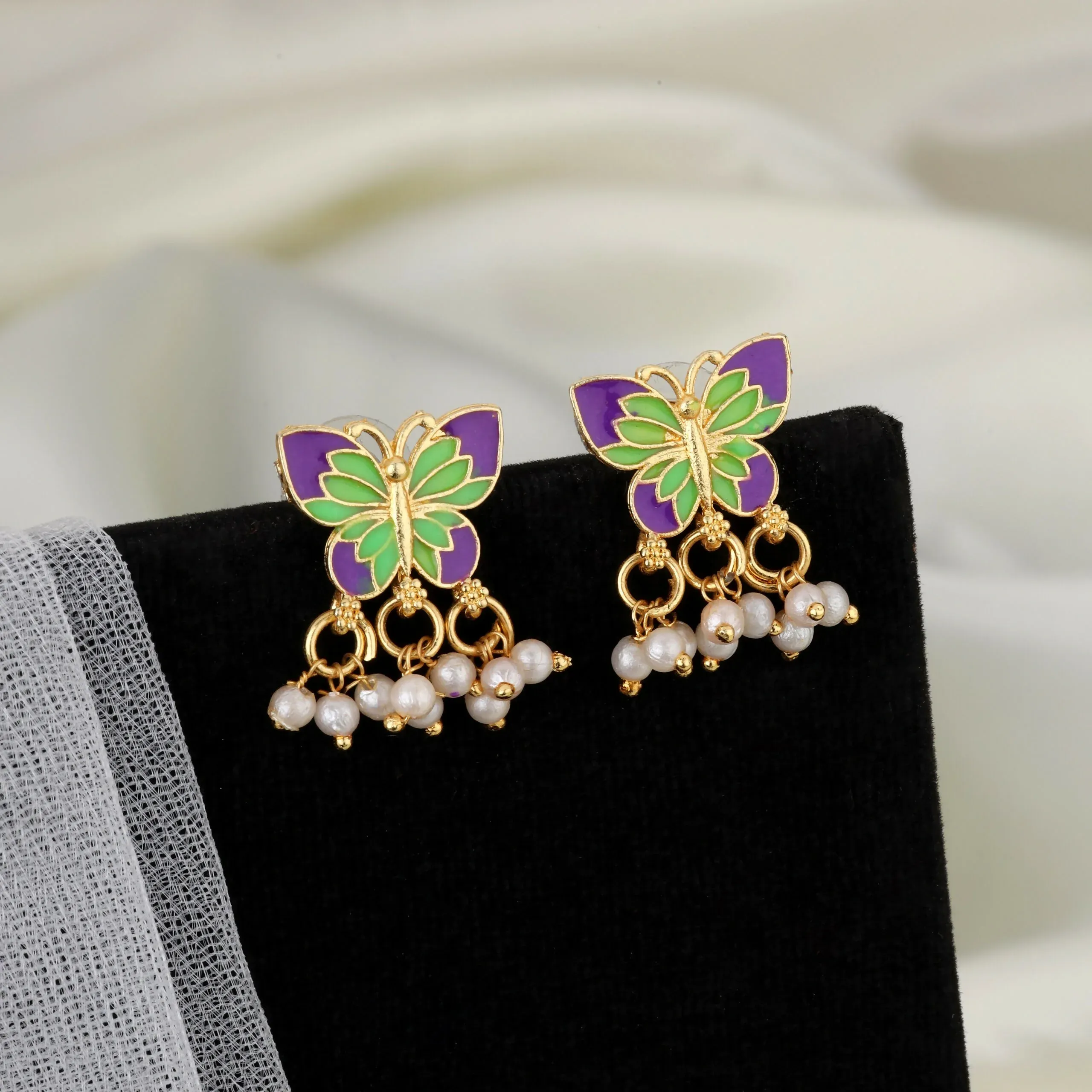 Butterfly Choker Necklace Set – Purple Green Enamel with Pearl Drops - Detailed Feature View 1