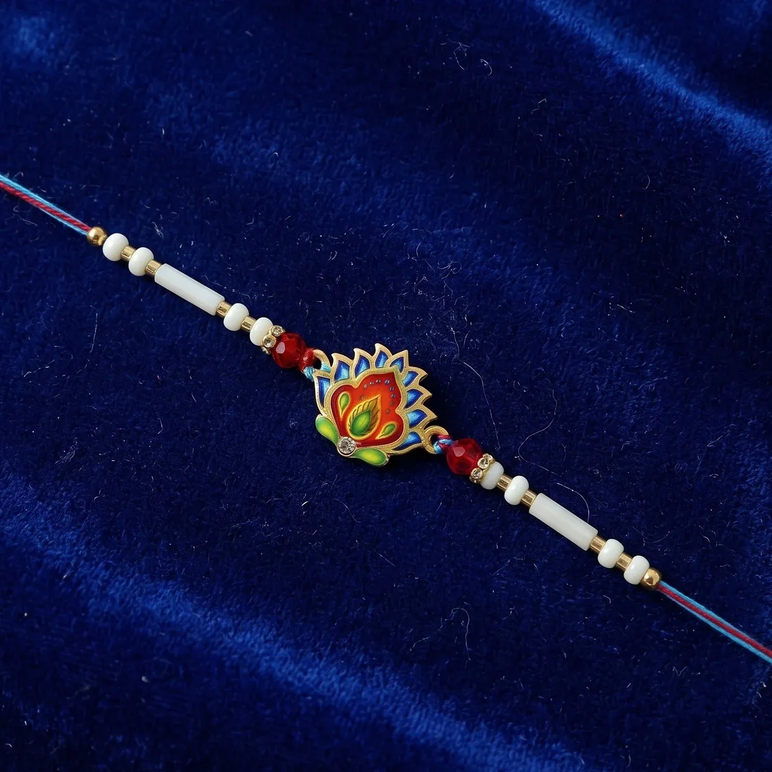 Peacock Feather Rakhi – Festive Beads & Elegant Design - Detailed Feature View 6