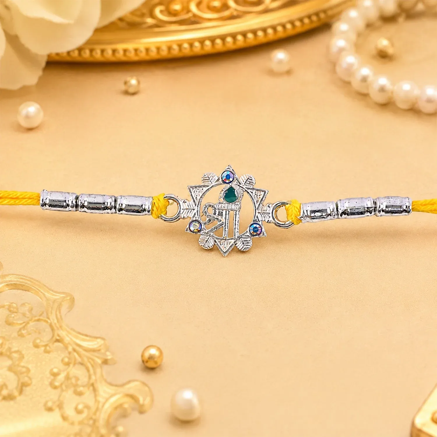 Round Shree Text Motif Designer Rakhi for Brother - Detailed Feature View 3