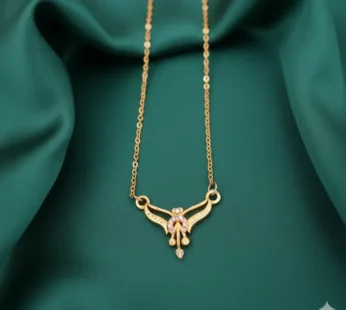 Gold Pendant Necklace – Minimalist Design with AD Stones