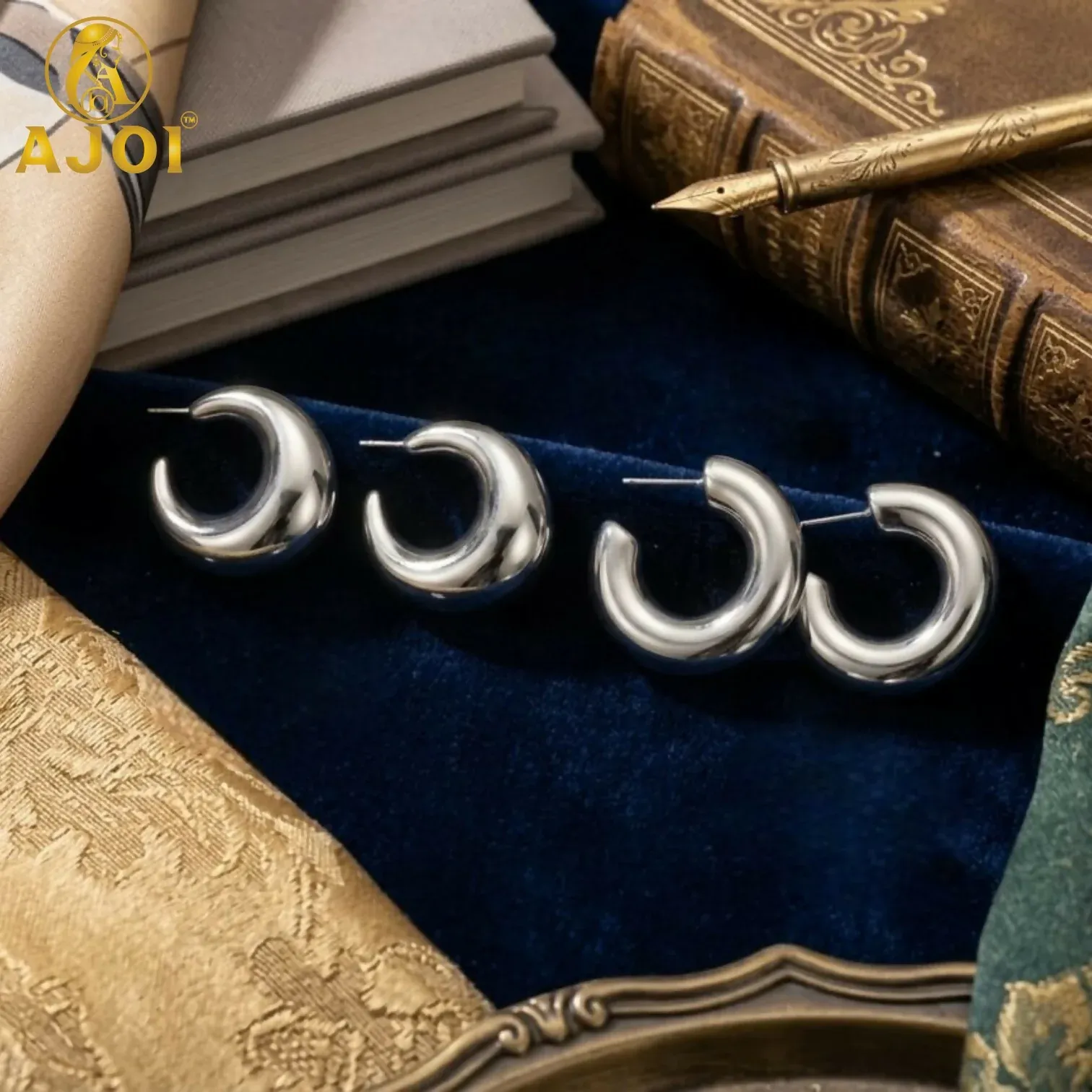 Minimal Silver Crescent Hoop Earrings – Modern Elegant Design - Detailed Feature View 3