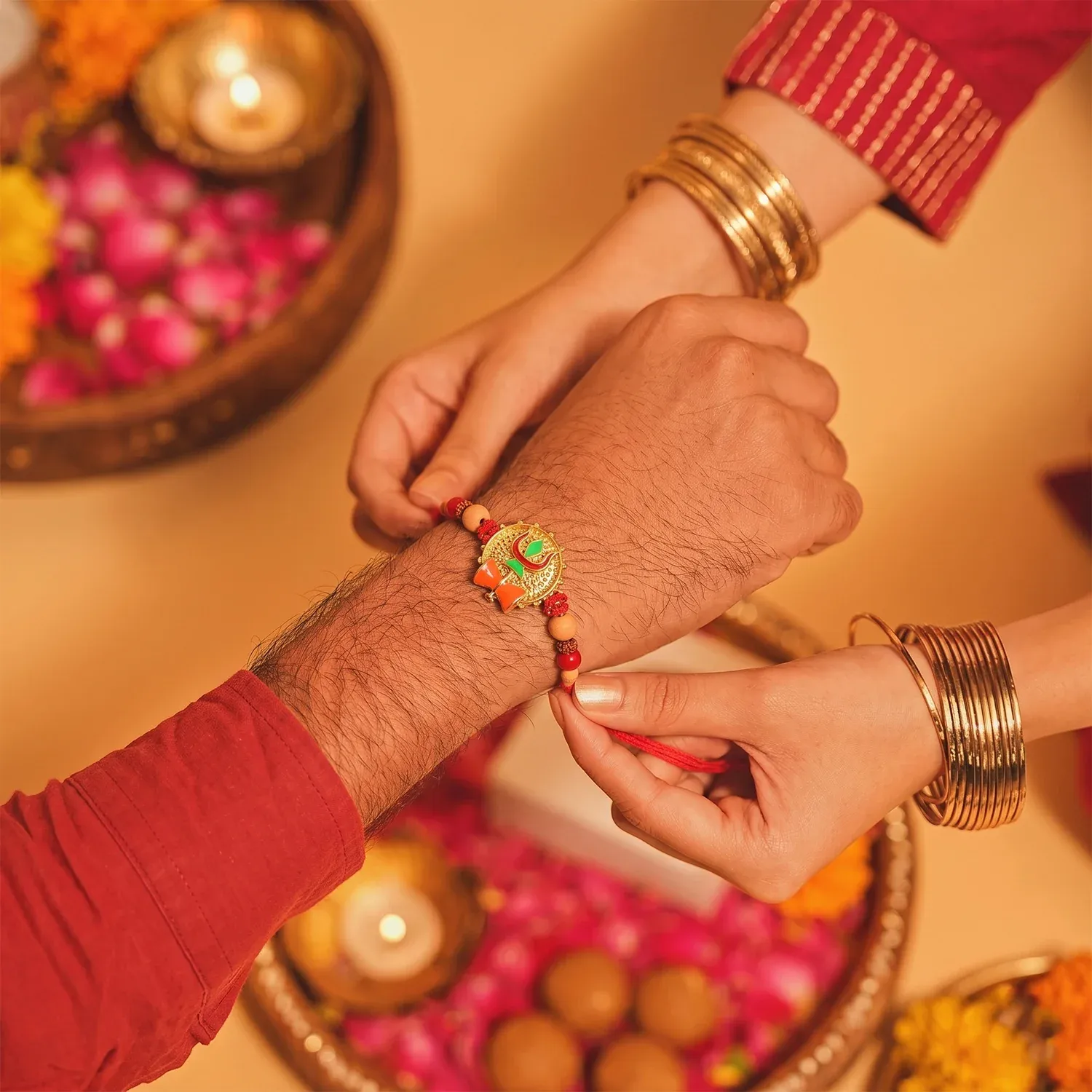 Rakhi – Traditional and Stylish Rakshabandhan Gift for Brothers - Detailed Feature View 2