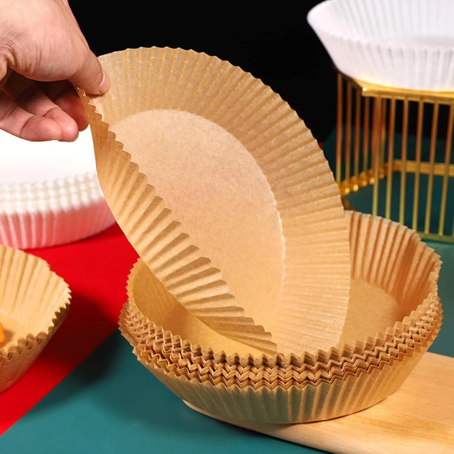 Air Fryer Liners – Round Disposable Parchment (50 Pcs) | Dabster - Detailed Feature View 2