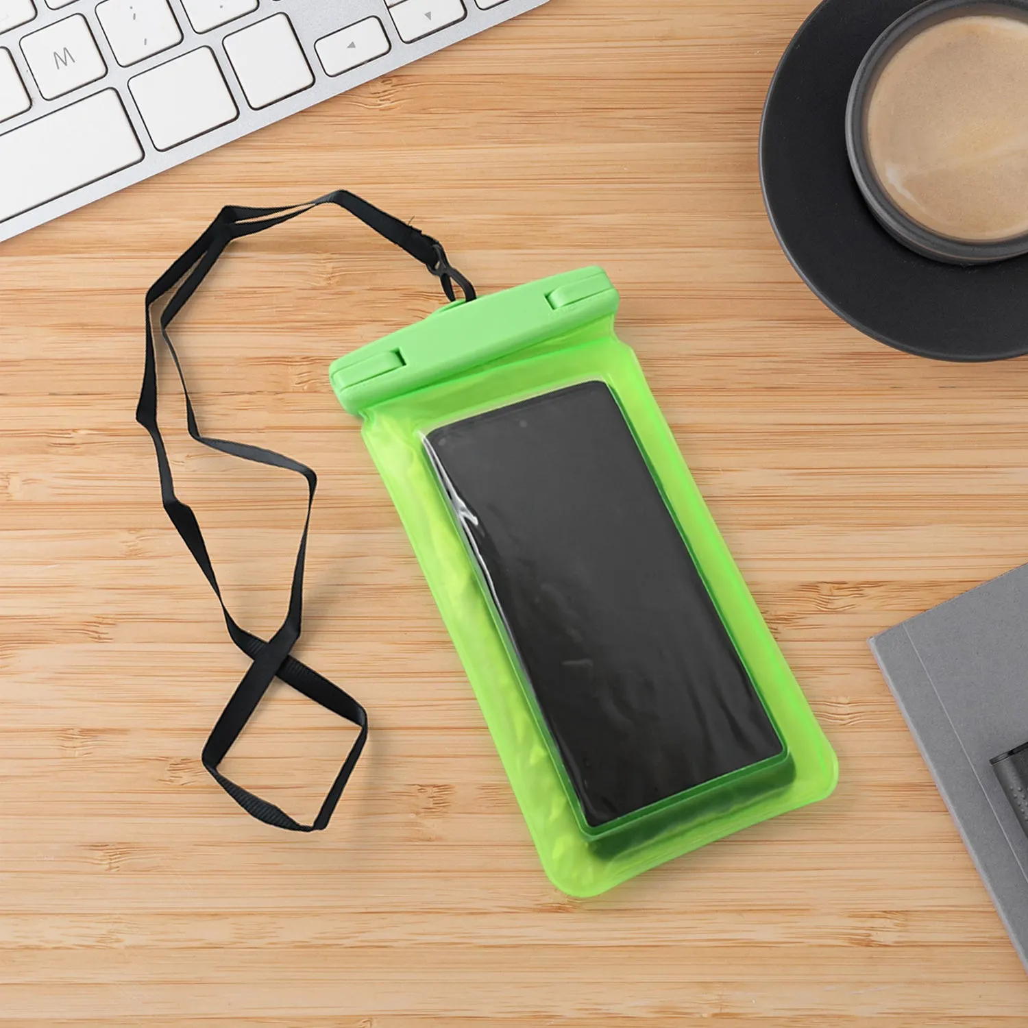 Waterproof Phone Pouch – Clear Dry Bag for Mobiles - Detailed Feature View 2