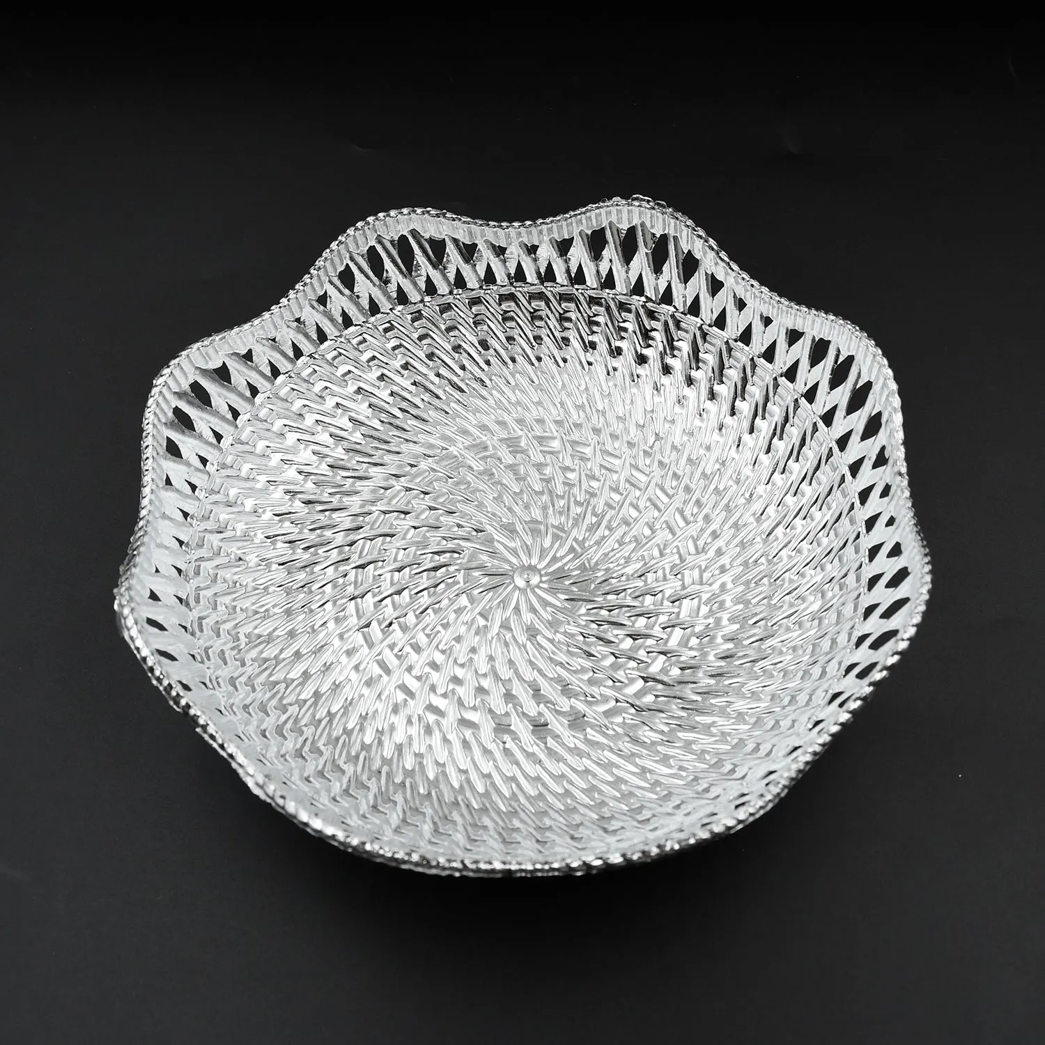 Mukhwas Serving Tray – Durable Plastic, Traditional Round 18cm - Detailed Feature View 4