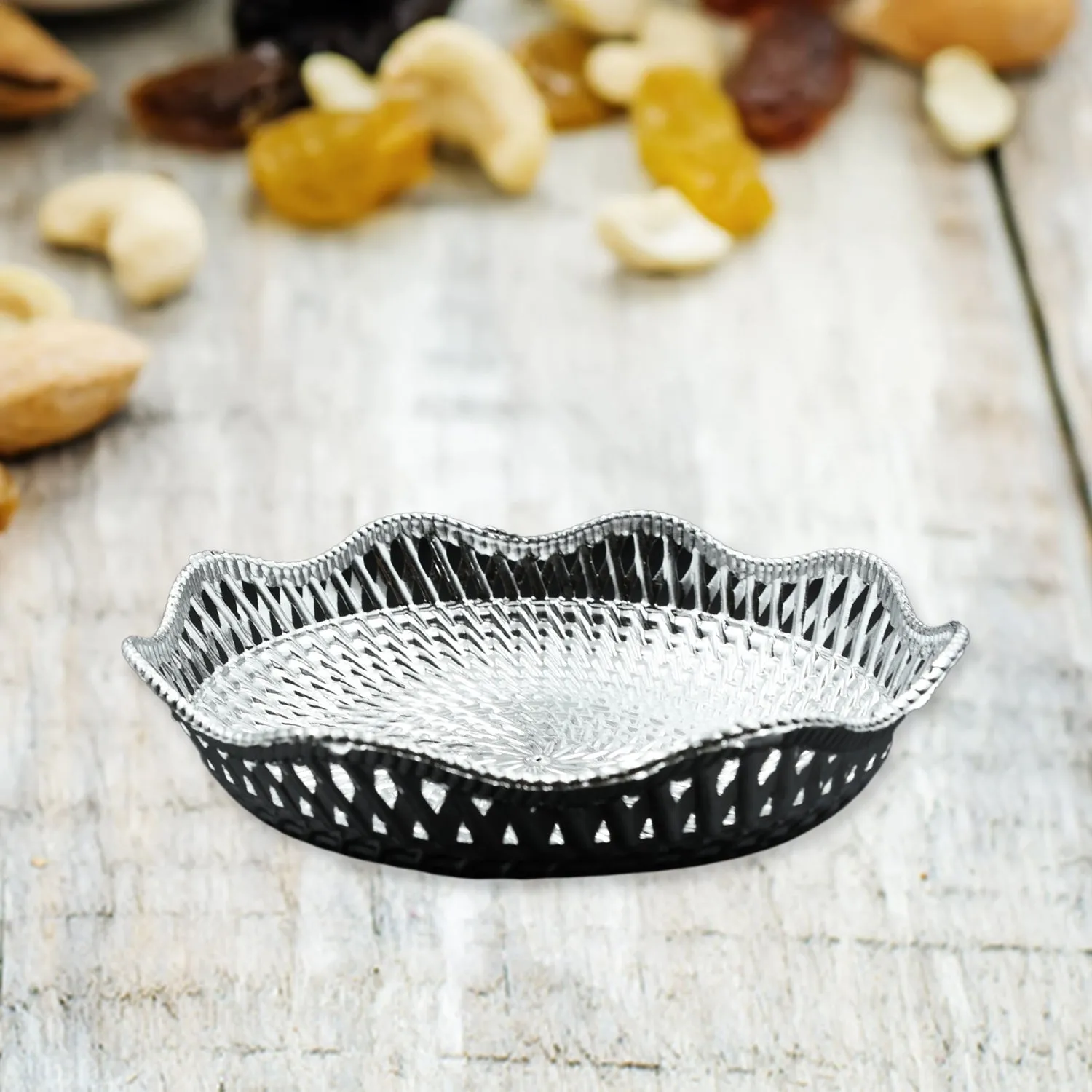 Mukhwas Serving Tray – Durable Plastic, Traditional Round 18cm - Detailed Feature View 2