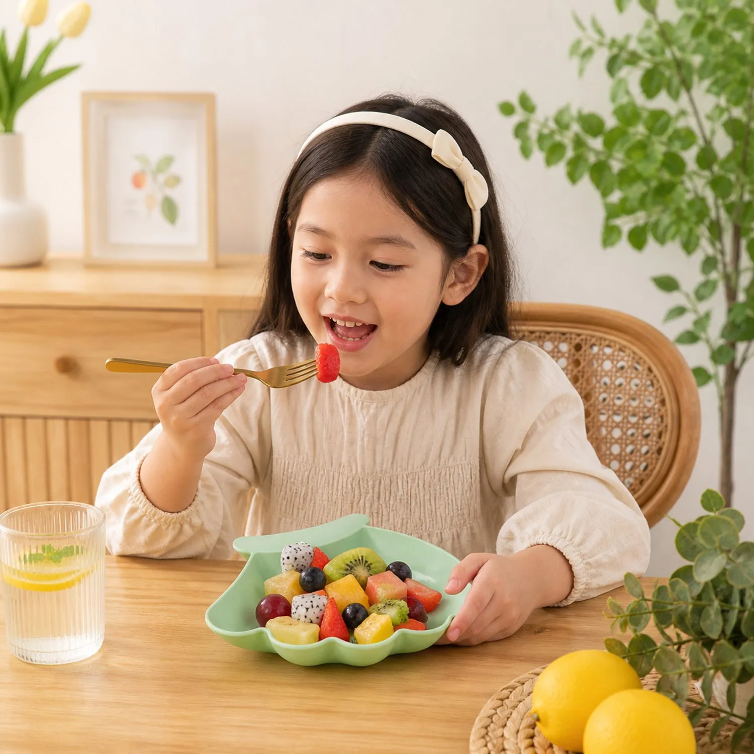 Premium Kids Serving Tray – Fun Cartoon Design with Handle for Easy Use - Buy Online at Alikart