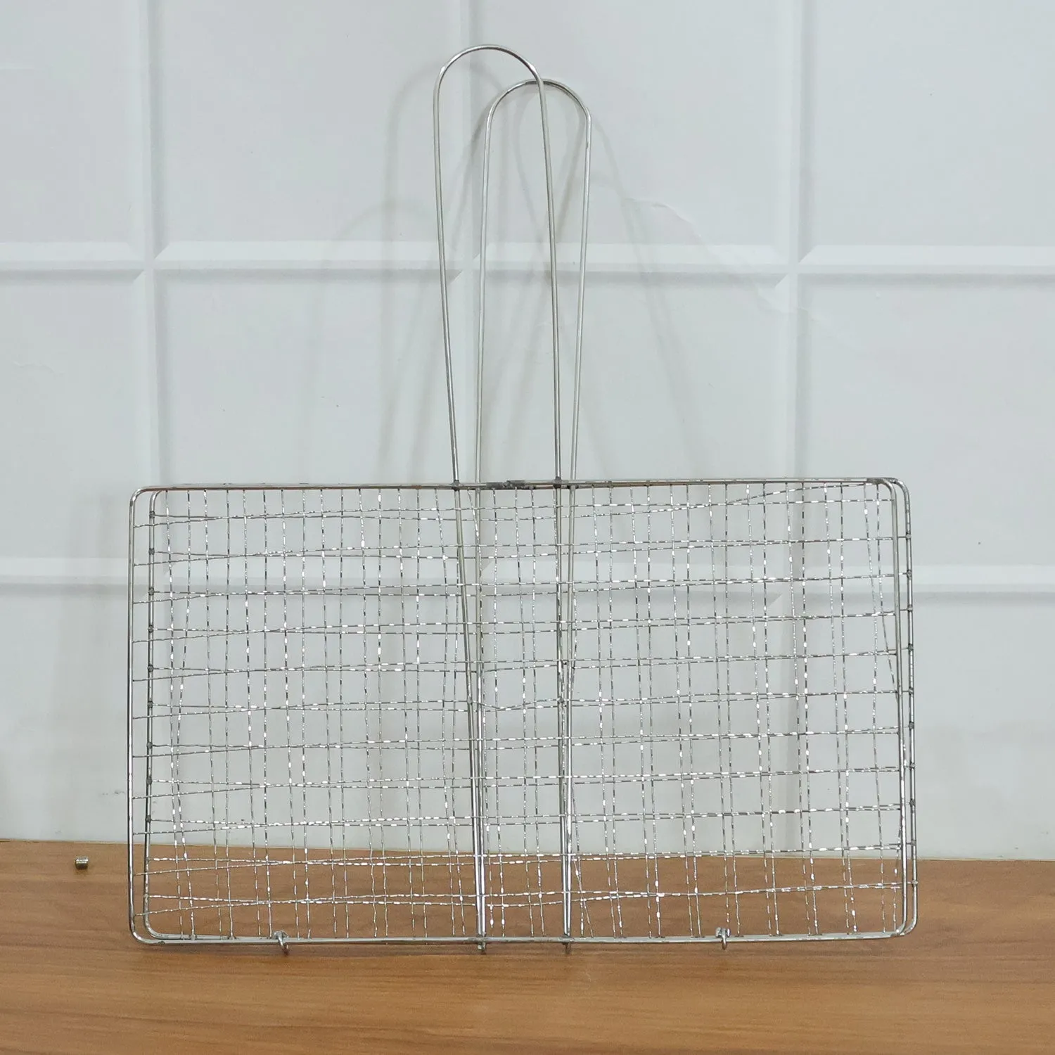 Heavy-Duty Stainless Steel BBQ Grill Basket – Long Handle & Durable Construction - Detailed Feature View 7