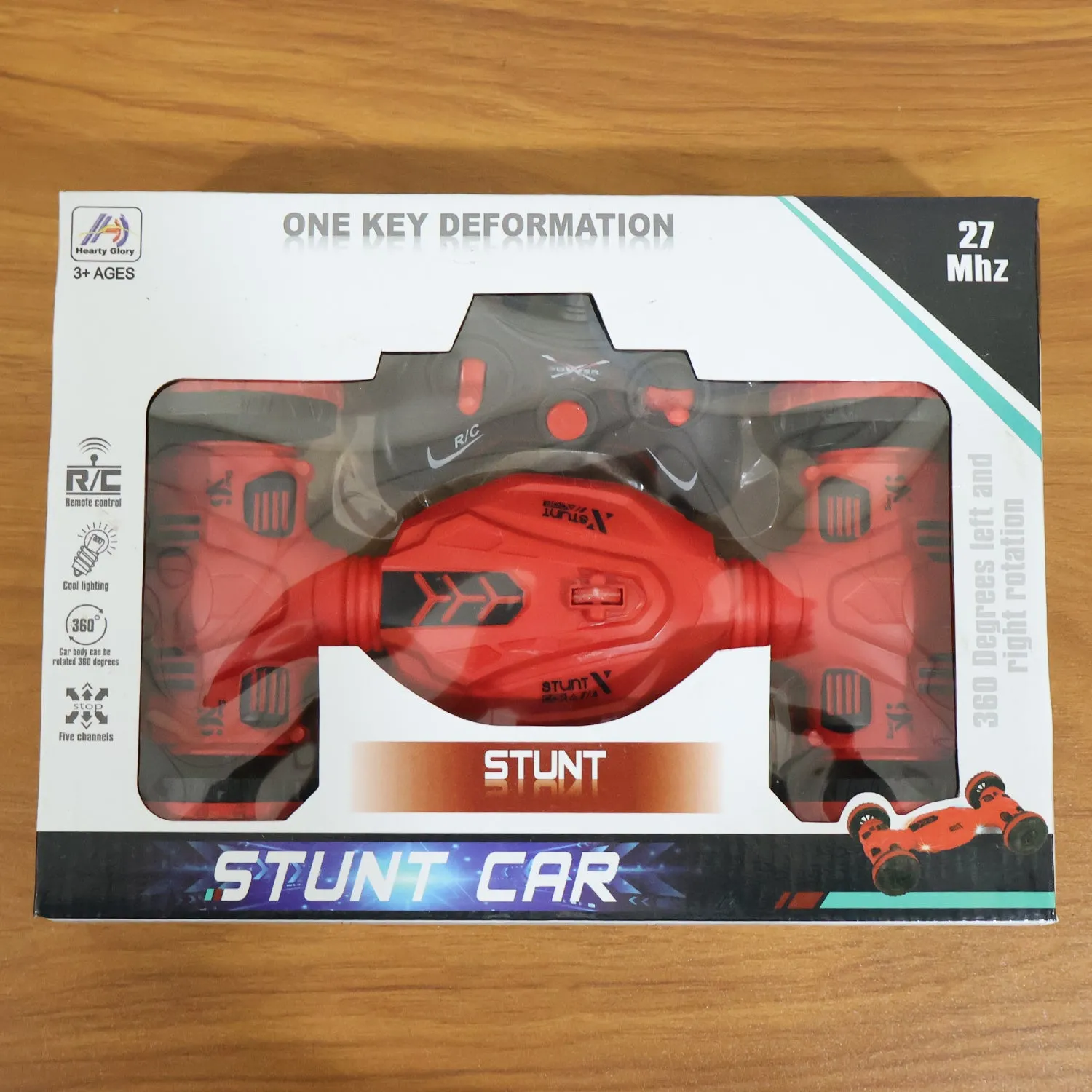 Remote Control Stunt Car – One-Key Deformation & 360° Spin - Detailed Feature View 7