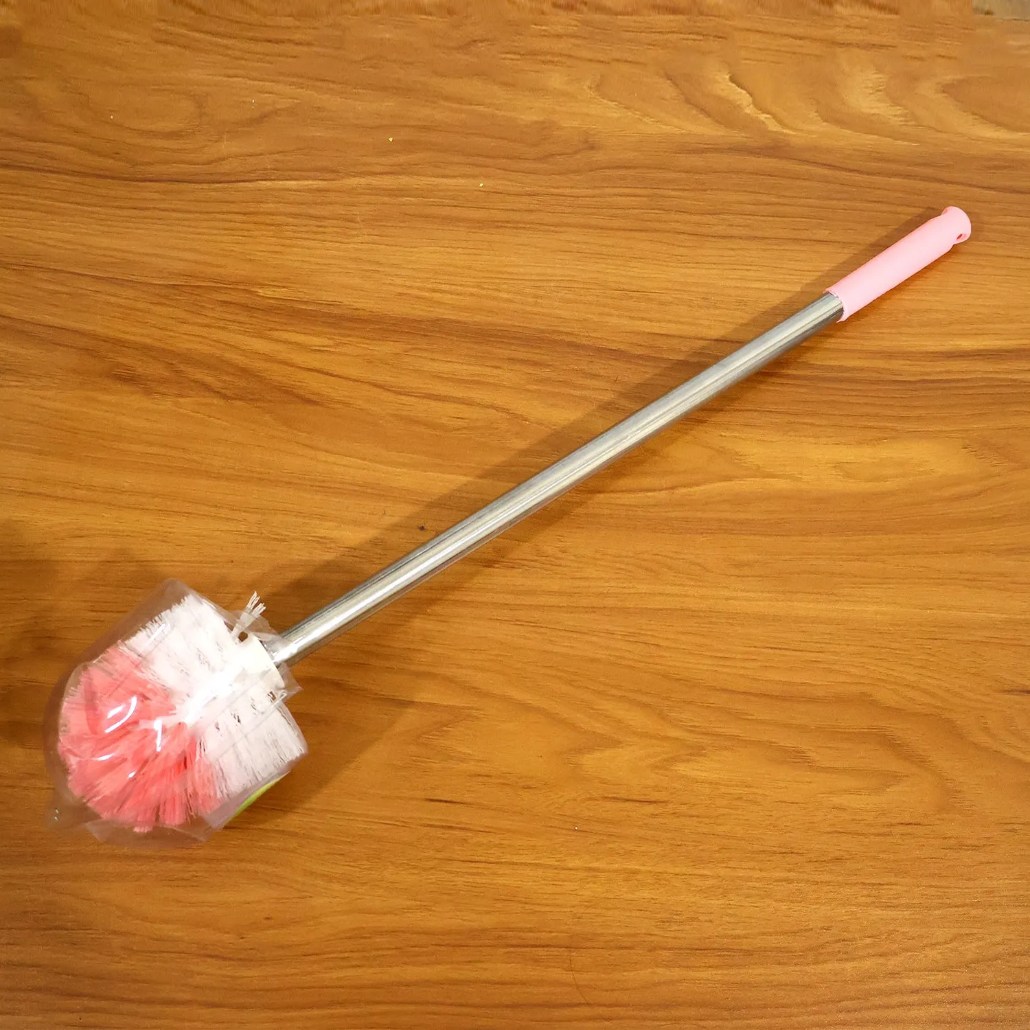 Toilet Cleaning Brush – Long Handle for Deep Cleaning - Detailed Feature View 7