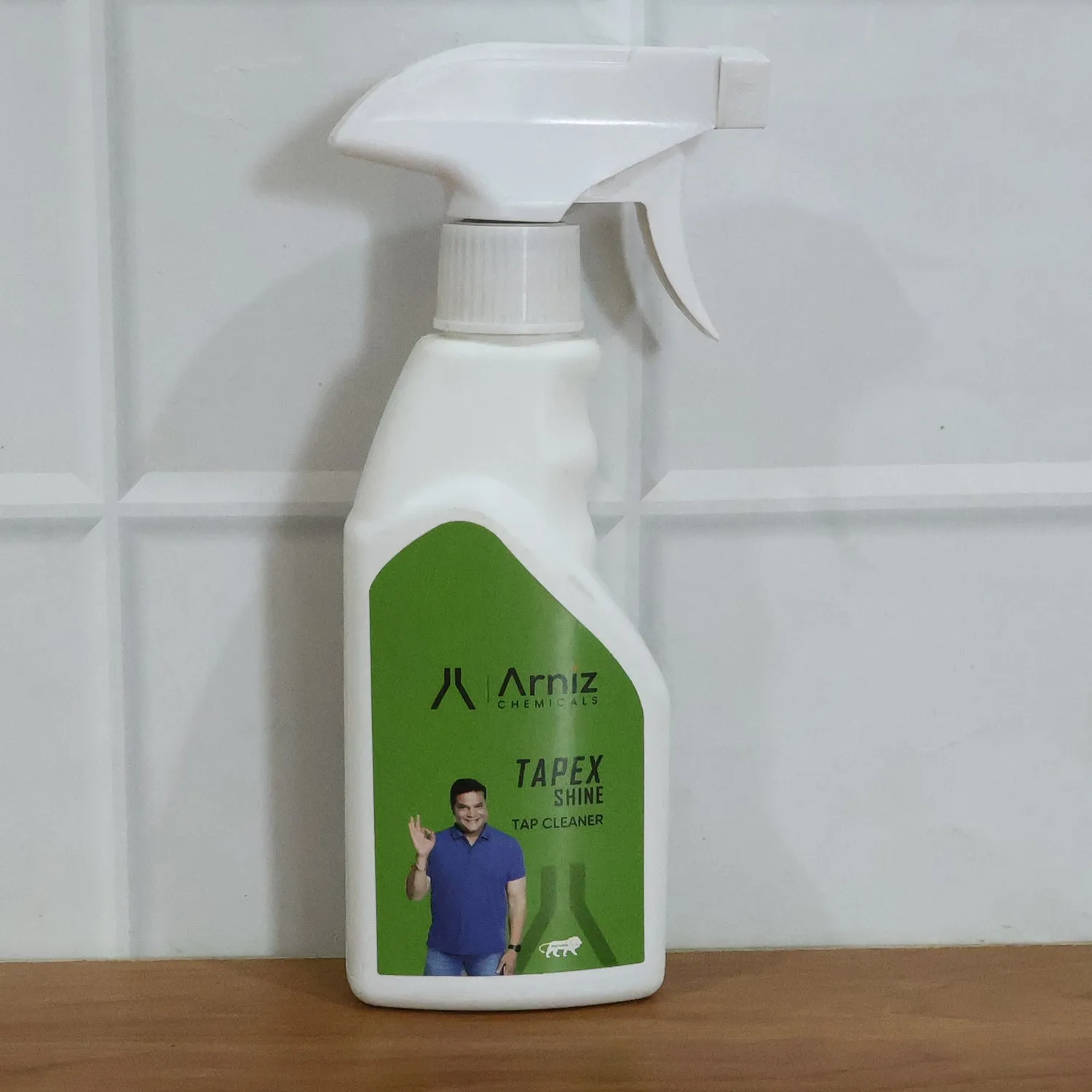 Multipurpose Tap Cleaner Spray – Removes Tough Stains & Builds Shine - Detailed Feature View 7