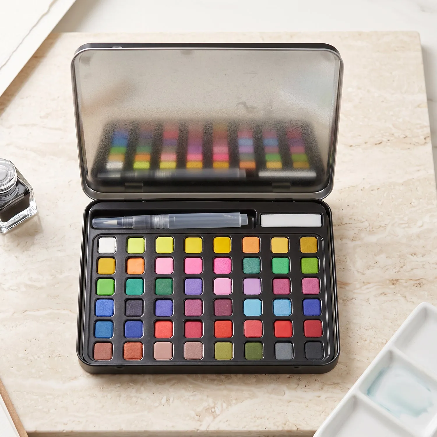 Solid Watercolor Paint Palette Kit with Metal Storage Box and Water Brush (1 Set) - Detailed Feature View 3
