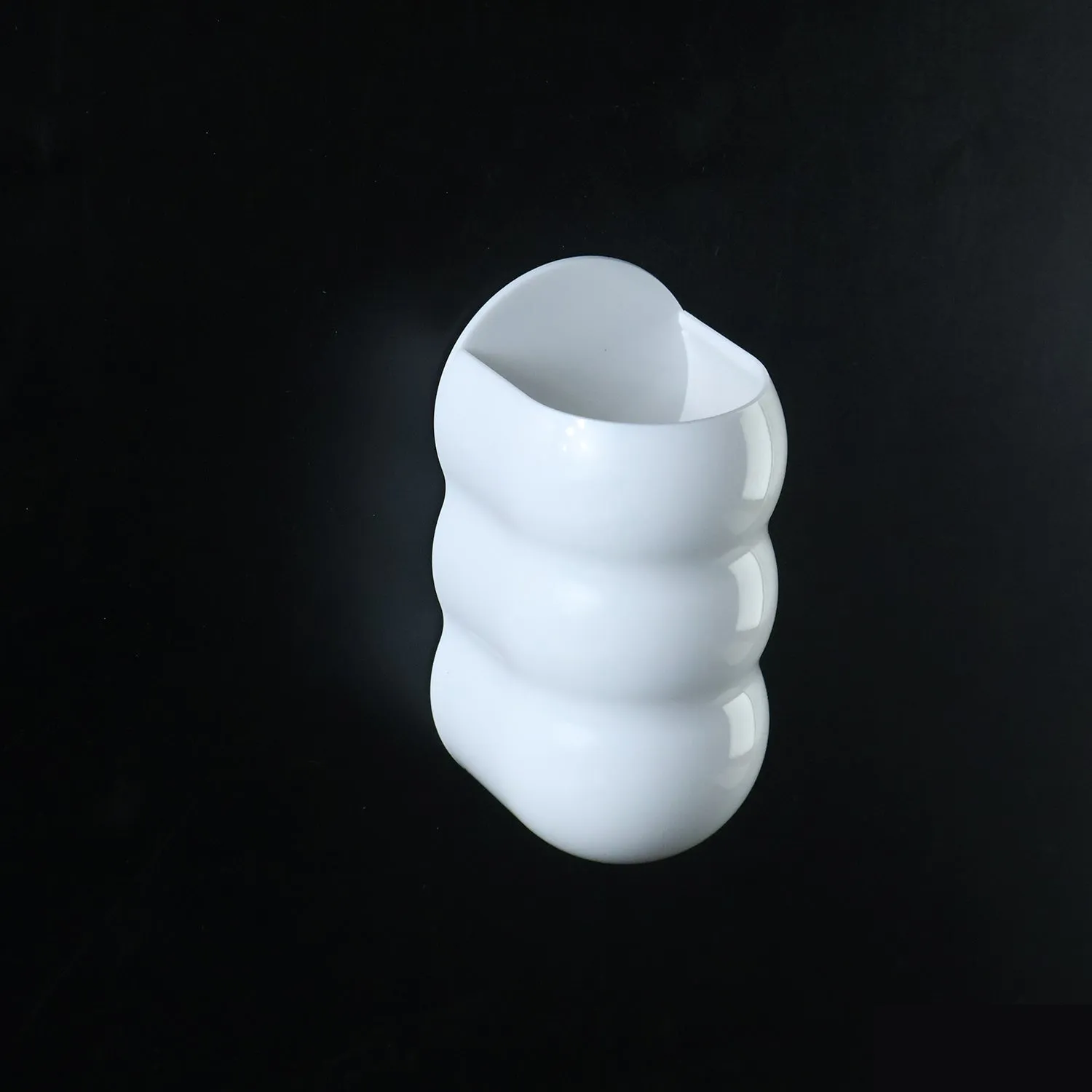 Plastic Caterpillar Shape Self-Adhesive Wall Toothbrush and Storage Holder (1 Pc) - Detailed Feature View 6