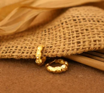 Gold Bamboo Texture Hoop Earrings – Elegant 22K Gold Huggie Hoops