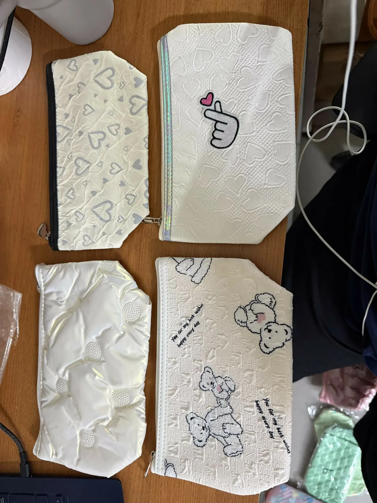 Multipurpose Makeup & Toiletry Organizer Pouch with Zipper (Design may vary 1 PC) - Detailed Feature View 5