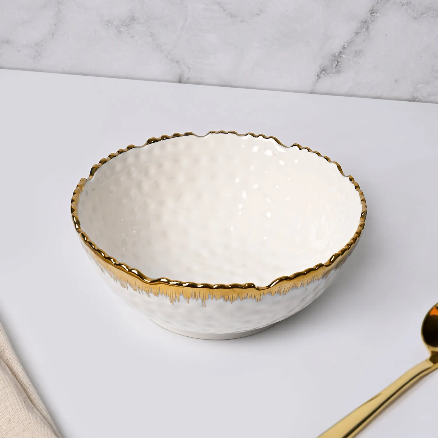 Premium Antique Off White Ceramic Round Serving Dish - 18 x 18 x 7CM - Buy Online at Alikart