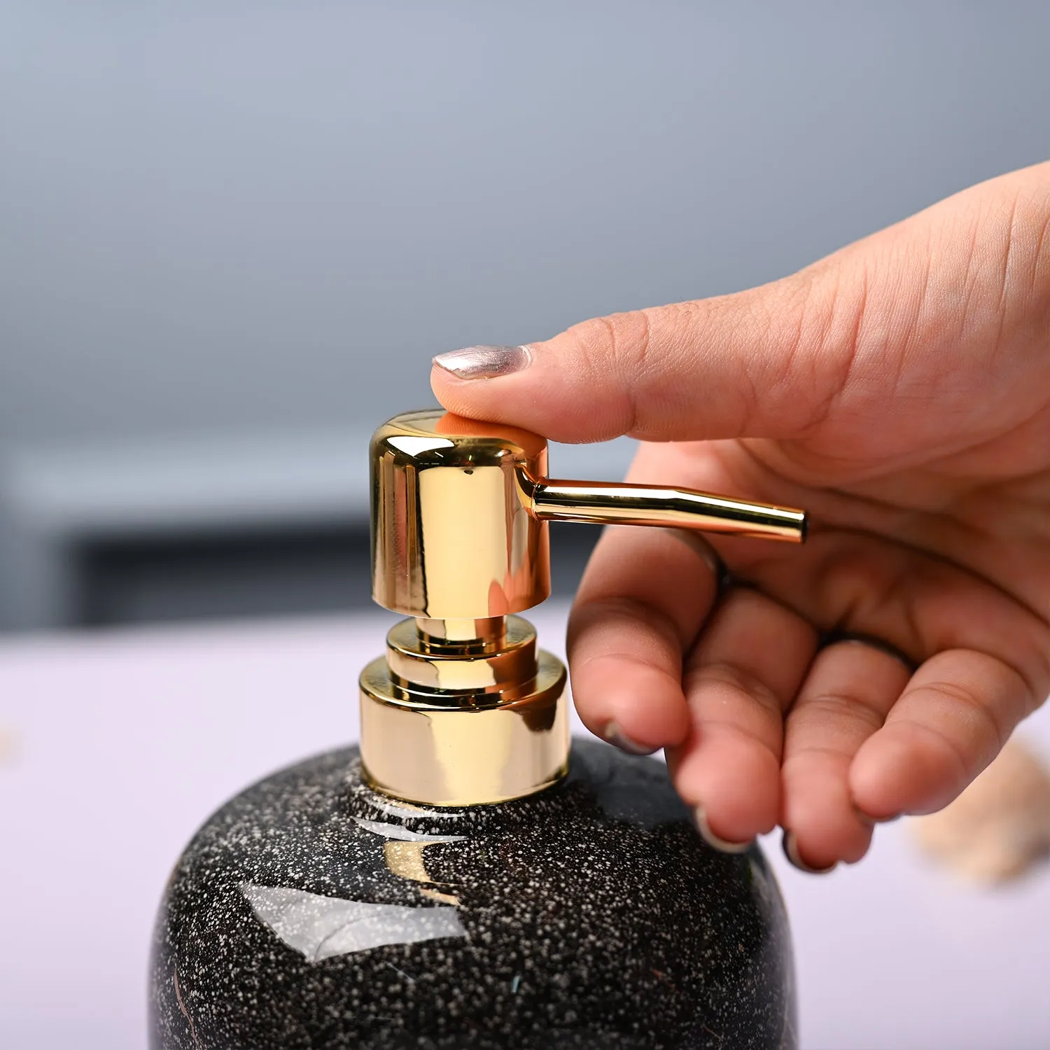 Ceramic Black Cylindrical Soap Dispenser - Glossy Finish - Detailed Feature View 4