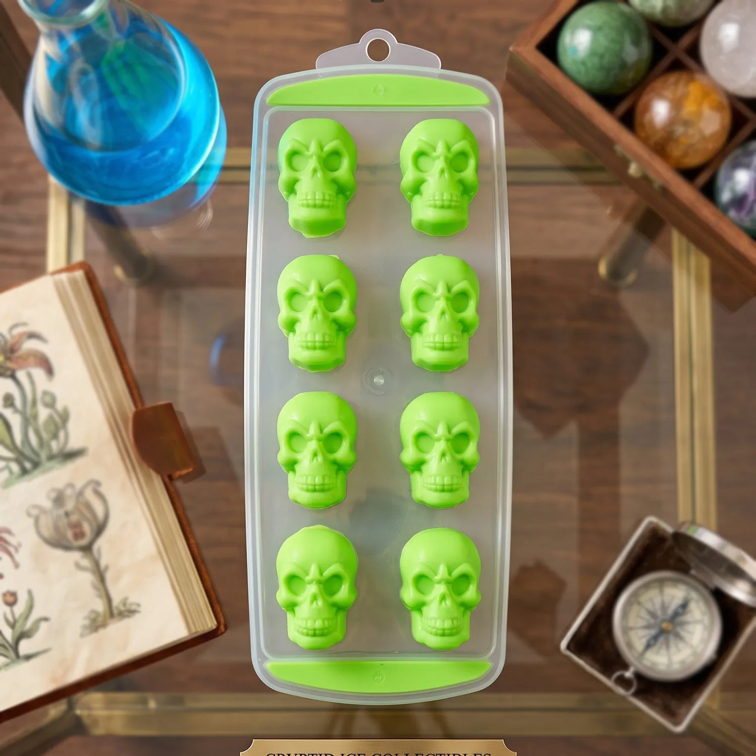 Plastic 8 Grid Ice Cube Tray with Lid Skull Shape Freezer Ice Mold (1 Pc) - Detailed Feature View 2