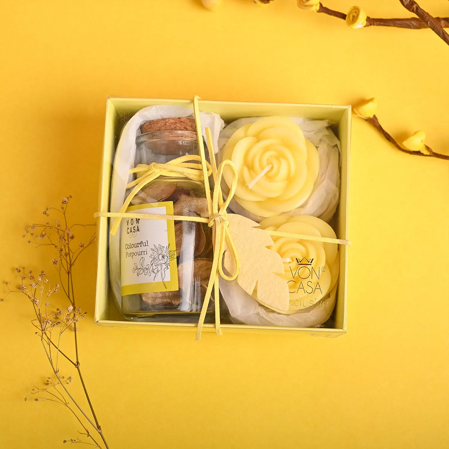 Lemon Rain Flower Candles & Potpourri Set - Detailed Feature View 3