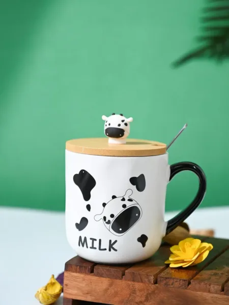 “MILK” Coffee Mug With Lid – 450mL, Mixing Spoon