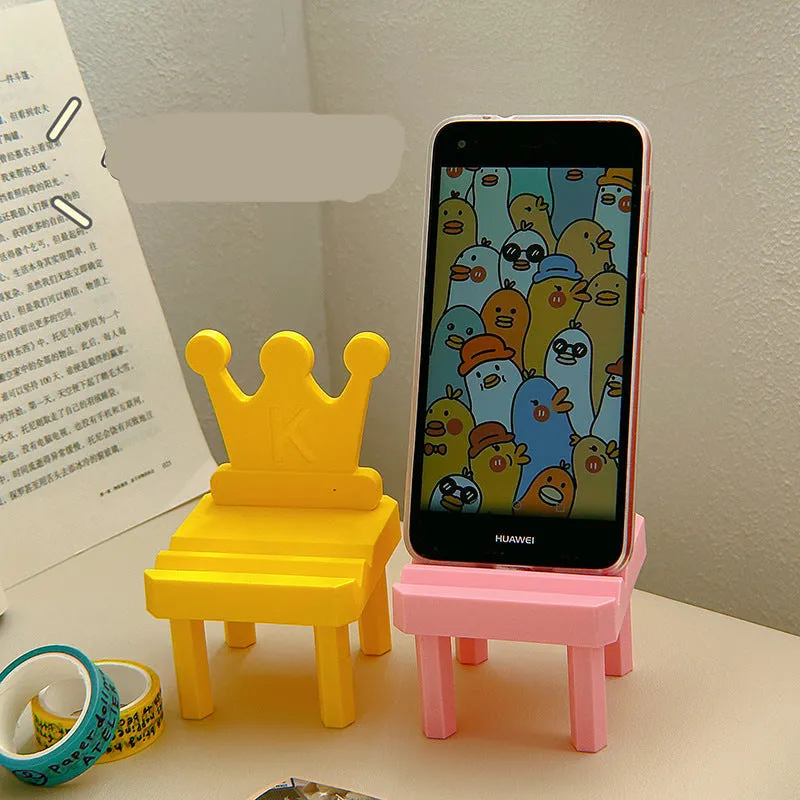 Premium Crown Chair Mobile Holder – Cute Mini Royal Throne Stand for Smartphones (Random color-Pack of 1) - Buy Online at Alikart