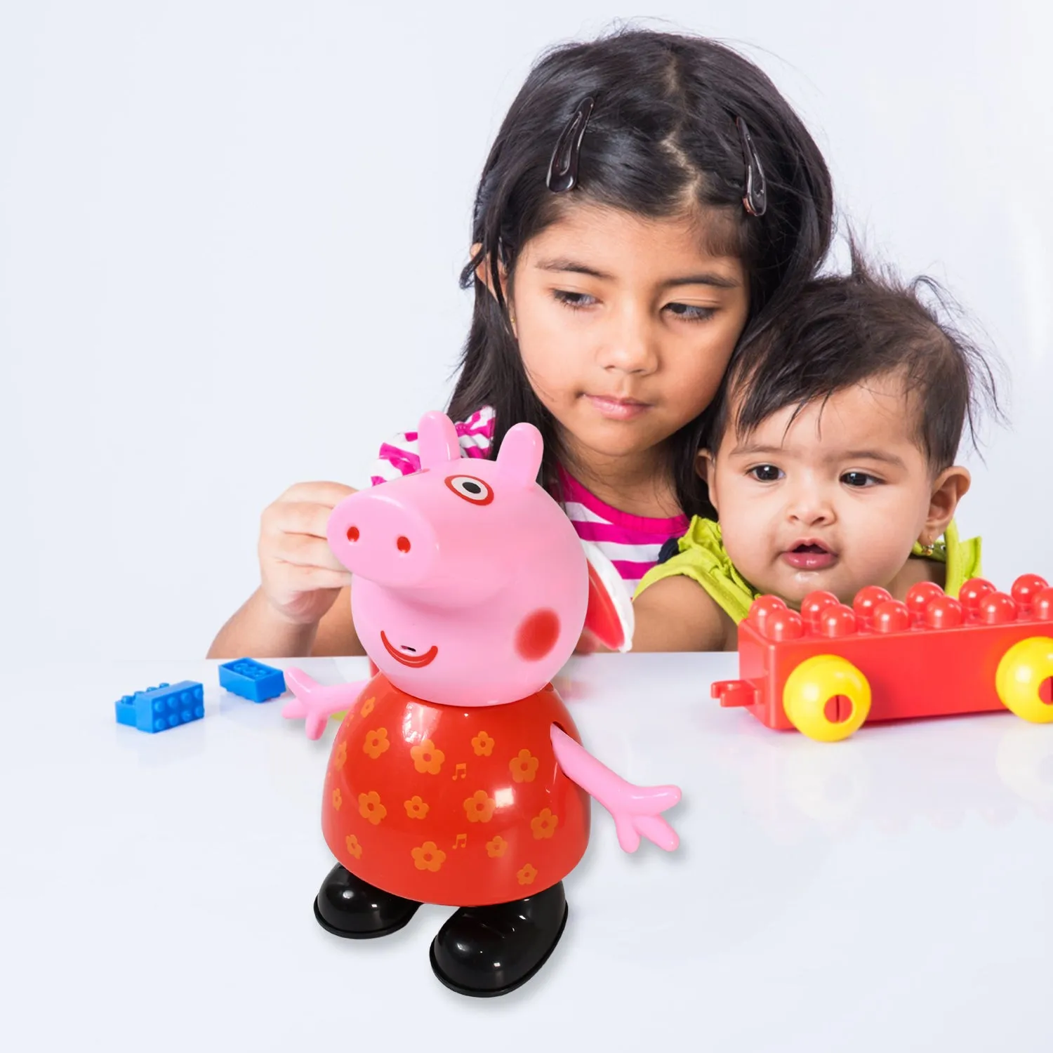 Pig Pretend Play Toy – Movable Soft Rubber Figure | Play & Move - Detailed Feature View 3
