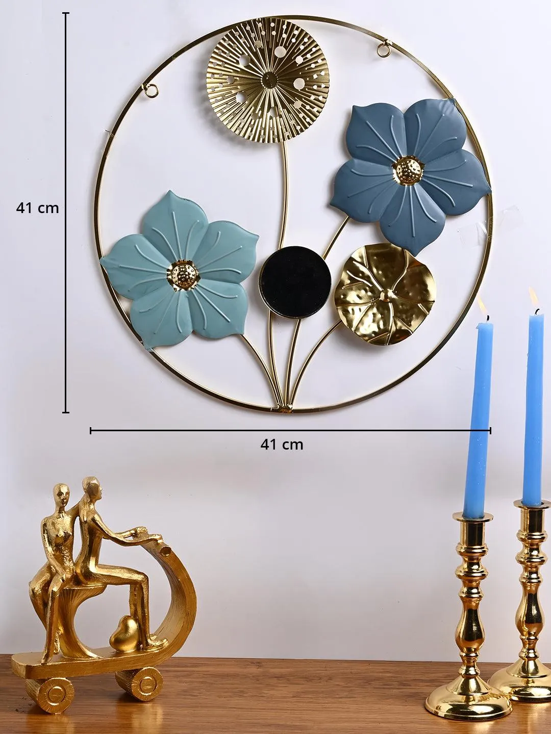 Radiant Sunflower - Round Wall Plaque - Detailed Feature View 3