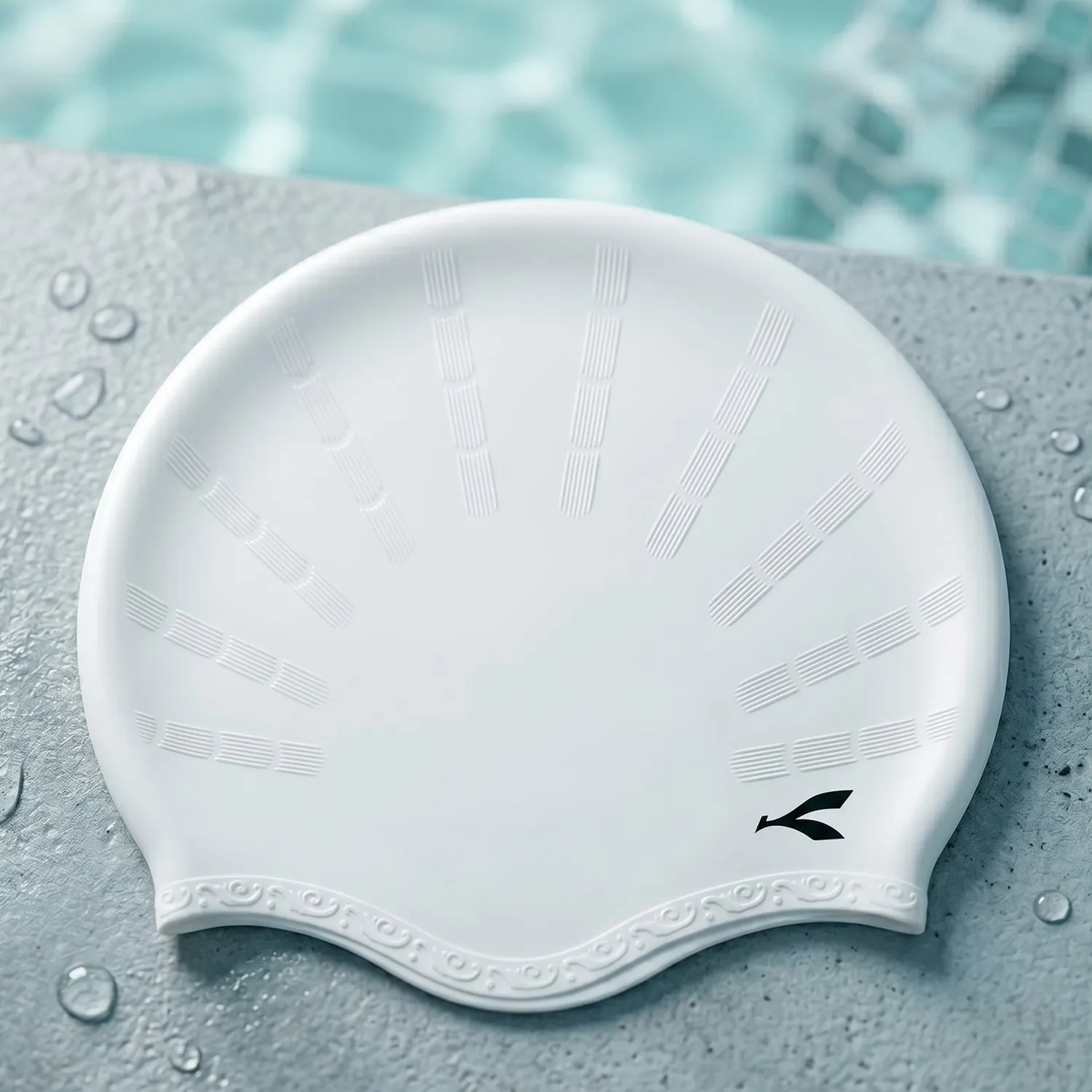 Silicone Swimming Cap – Waterproof & Flexible Fit for All Ages - Detailed Feature View 2