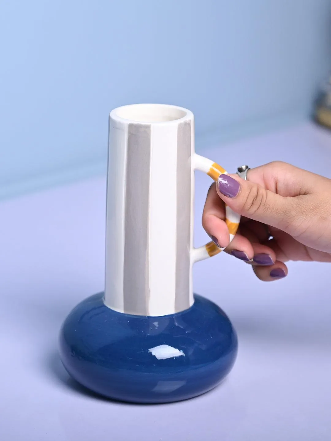 Stylish Blue Ceramic Vase - Detailed Feature View 3
