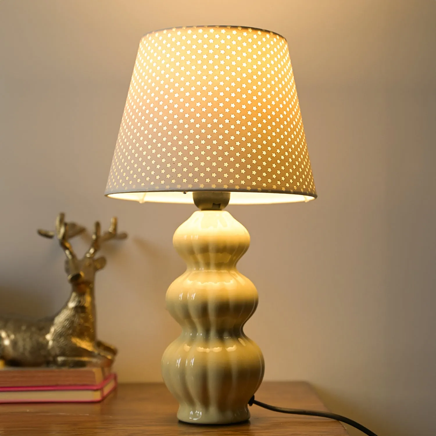Stylish Light Yellow Table Lamp - Detailed Feature View 1