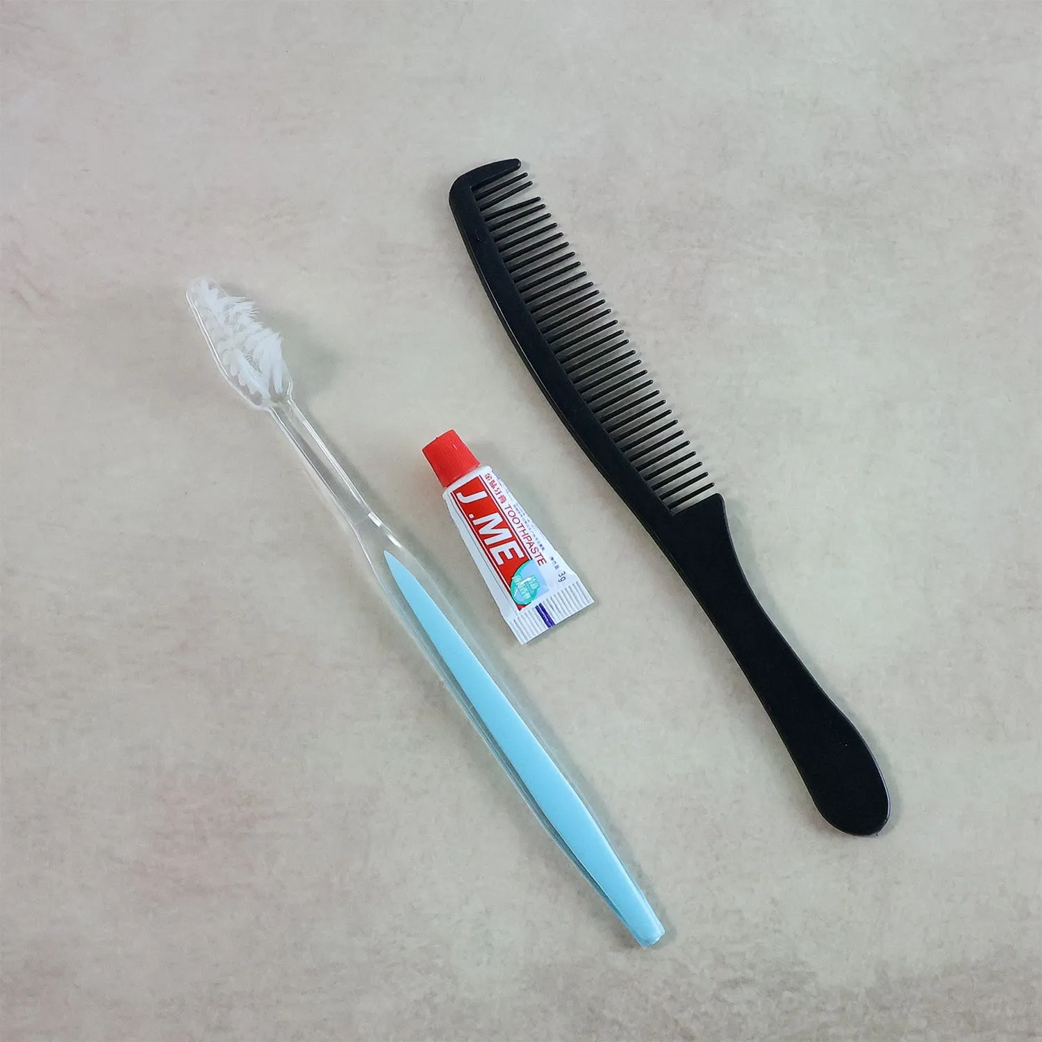 Premium Travel Hygiene Kit – Compact 3-in-1 Toothbrush, Toothpaste & Comb - Buy Online at Alikart