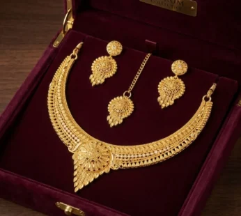 Gold Plated Bridal Necklace Earring & Maang Tikka Traditional Jewellery Set for Women